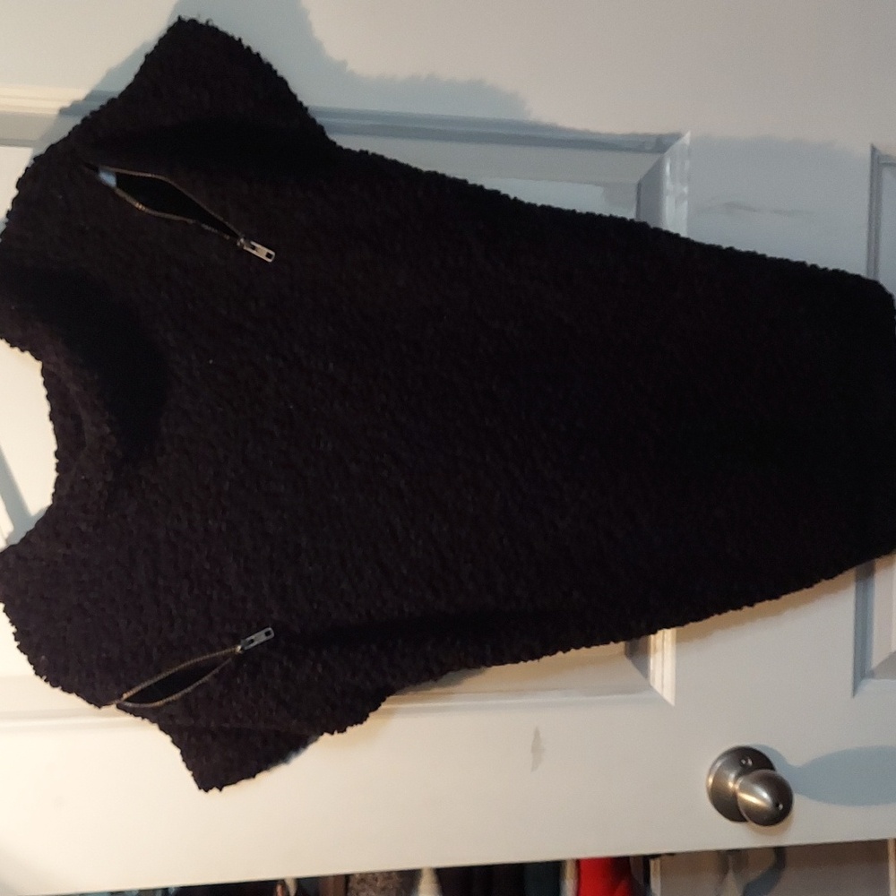 Simply Vera Wang Zipper Feature Long Sweater